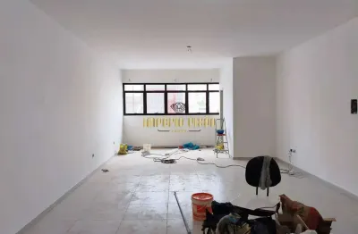 Sala comercial para alugar na Rua Jamil Daglia, Centro, Suzano