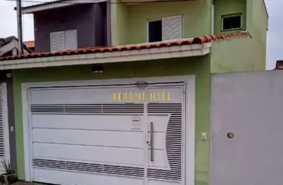 Sobrado de 3 dormitórios sendo uma suíte com sacada no bairro cruzeiro do sul suzano-sp