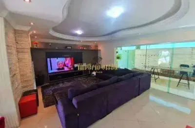 Casa à venda com 5 suítes, sendo 1 master no condomínio arujá country club- arujá- sp
