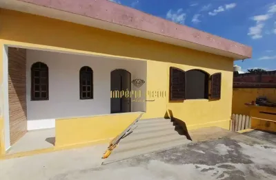Casa à venda com 3 dormitórios e salão comercial no bairro vila helena - suzano-sp