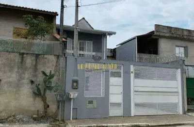 Sobrado à venda com 3 dormitórios, sendo 1 suíte e 4 vagas de garagem no bairro do jardim marcia - suzano-sp