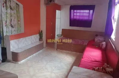 Casa à venda com 4 dormitorios, sendo 1 suíte e 3 vagas de garagem cobertas no jardim do lago - suzano-sp