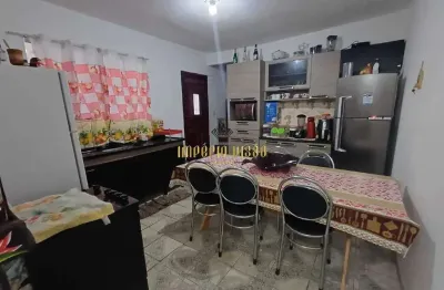 Sobrado à venda com 4 dormitórios, 2 cozinhas e quintal amplo no jardim varam - suzano - sp