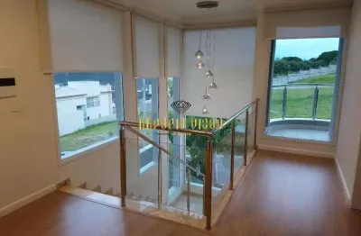 Lindo sobrado de alto padrão 220 m² com 3 dormitórios, sendo 1 suíte master com banheira à venda no residencial fogaça em jacareí-sp