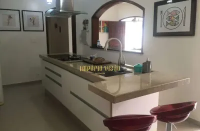 Sobrado à venda com 4 dormitórios, sendo 2 suítes e churrasqueira no bairro jardim carlos cooper em suzano-sp