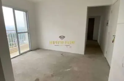 Apartamento com 2 dormitórios, cozinha e sala de estar no bairro água vermelha - poá - sp