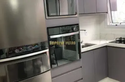 Sobrado mobiliado à venda com 3 dormitórios, sendo 1 suíte e churrasqueira no condomínio residencial casatech - suzano - sp