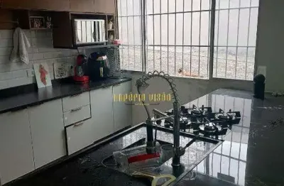 Sobrado com 3 dormitórios, sendo 1 suíte à venda no bairro miguel badra - suzano-sp.