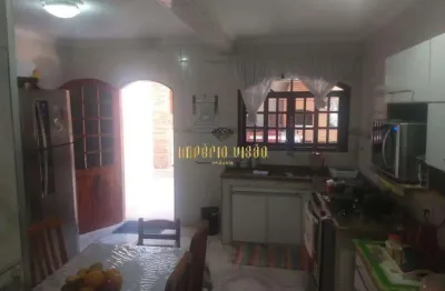 Sobrado à venda com 3 dormitórios e churrasqueira no bairro jardim varan - suzano-sp