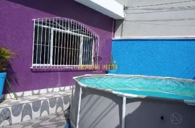 Casa térrea à venda com 3 dormitórios, sendo 1 suíte e churrasqueira no bairro mogi moderno - mogi das cruzes-sp.