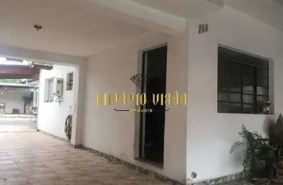 Casa térrea com edícula à venda no bairro jardim são pedro - mogi das cruzes-sp.