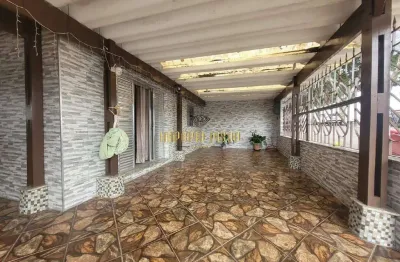 Casa com 3 quartos à venda na Rua Santana, Vila Figueira, Suzano