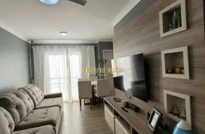 Apartamento à venda com 2 dormitórios com sacada, com elevador no condomínio now family home, poá-sp