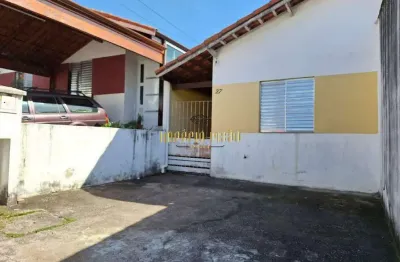 Casa à venda com 2 dormitórios no condominio avani 1 em itaquaquecetuba-sp