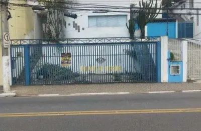 Casa com 3 quartos para alugar na Avenida Brasil, Centro, Poá