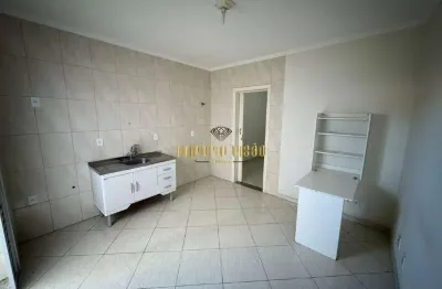 Kitnet / Stúdio para alugar na Rua Presidente Nereu Ramos, Jardim Santa Helena, Suzano