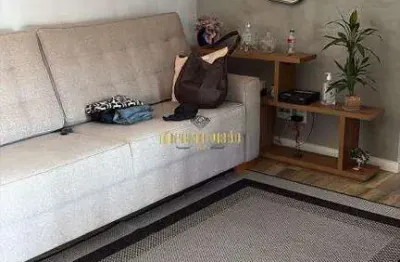 Apartamento de 2 Dormitórios sendo 1 suíte com closet no Centro de Poa