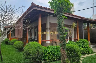 Casa a Térrea para Locação de 2 Dormitórios sendo 1 Suíte com 3 Salas e Escritório no Bairro Vila Costa em Suzano-SP