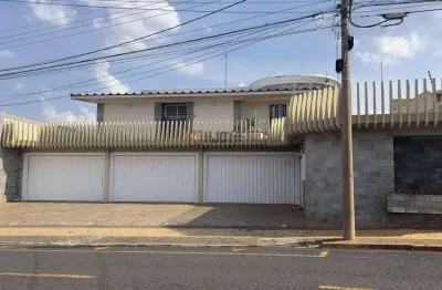 Imóvel de Alto Padrão, 3 Pavimentos, Próximo ao Shopping Rio Preto e HB