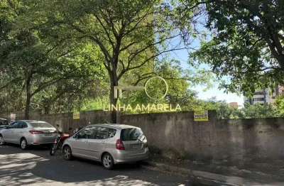 Excelente terreno à venda, grande, bem localizado e com estudo para prédio residencial