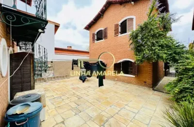 Sobrado à venda no jardim jussara , 3 quartos, suíte e espaço gourmet.