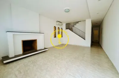 Sobrado para Locação, A Poucos Minutos do Estádio Morumbis e Metrô São Paulo Morumbi.