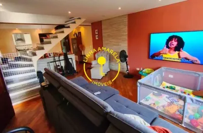 Casa com ótima localização 3 dormitórios (1 suíte) + lavabo e banheiro social, e com 2 vagas