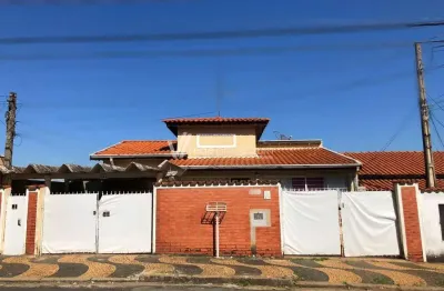 Casa com 2 quartos à venda na rua doutor rafael sampaio vidal, 310, jardim dos oliveiras, campinas, 179 m2 por r$ 490.000