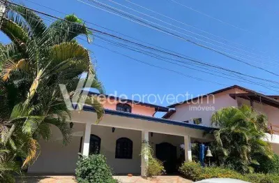 Casa em condomínio fechado com 3 quartos à venda na rua paiquere, 766, jardim paiquerê, valinhos, 600 m2 por r$ 1.800.000