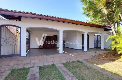 Casa com 4 quartos à venda na rua rubi, 63, parque são quirino, campinas, 391 m2 por r$ 1.100.000