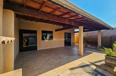 Casa comercial à venda na rua nadyr aparecida storani da silva, 163, jardim são marcos, valinhos, 138 m2 por r$ 593.000