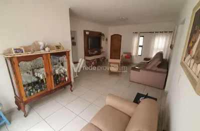 Casa com 4 quartos à venda na américo conte, 91, vila são josé, valinhos, 297 m2 por r$ 1.277.000