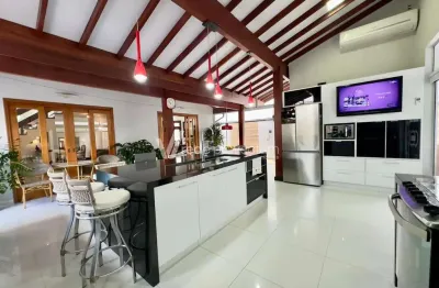 Casa em condomínio fechado com 4 quartos à venda na Estrada Municipal do Capuava, 401, Condomínio Residencial Terras do Oriente, Valinhos, 280 m2 por R$ 1.330.000