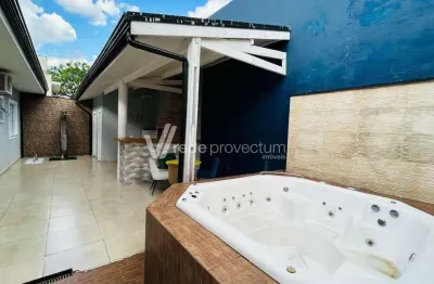 Casa em condomínio fechado com 3 quartos à venda na Rua Elso Previtale, 645, Vivenda das Cerejeiras, Valinhos, 210 m2 por R$ 1.370.000