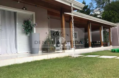 Casa com 3 dormitórios à venda, 245 m² por r$ 1.600.000 - jardim estância brasil - atibaia/sp