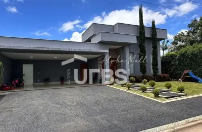 Casa em condomínio fechado com 4 quartos à venda na Rua das Azaléias, Jardins Lisboa, Goiânia