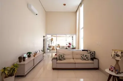 Casa em condomínio fechado com 4 quartos à venda na Rua GGC32, Residencial Goiânia Golfe Clube, Goiânia