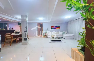 Casa térrea no setor coimbra  descubra esta residência térrea de alto padrão no setor coimbra.