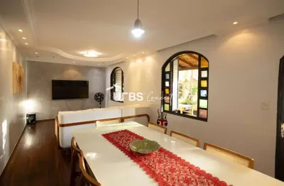 Sobrado 4 quartos em condomínio com piscina - setor bueno