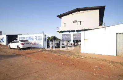 Galpão com casa residencial de frente para a go-080