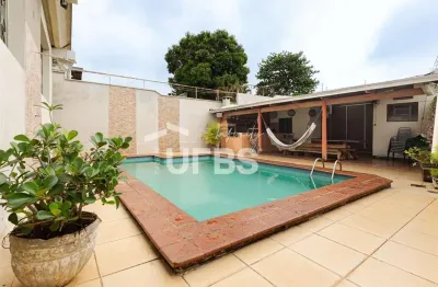 Casa com 4 quartos à venda na Rua 116, Setor Sul, Goiânia
