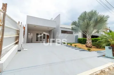Casa em condomínio fechado com 3 quartos à venda na Rua JV 5, Residencial Condomínio Jardim Veneza, Senador Canedo