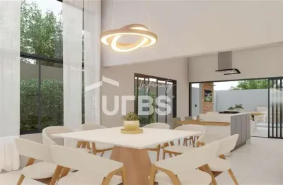 Belissima casa terrea com piscina,area gourmet e vista para o nascente