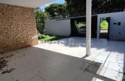 Casa com 2 quartos à venda na Rua 25, Jardim Goiás, Goiânia