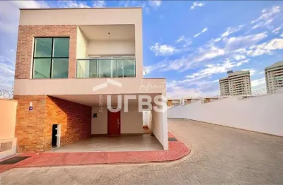 Sobrado, 3 suítes, 138m², condomínio gran poeme, 5 minutos do flamboyant.