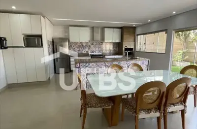 Casa terrea a venda - localizada no residencial monte verde com 414m²