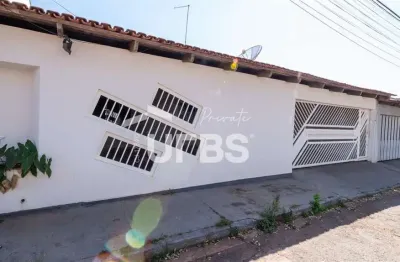 Casa com 4 quartos à venda na Rua C 2, Parque das Laranjeiras, Goiânia