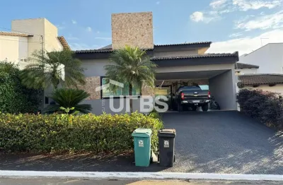 Casa em condomínio fechado com 3 quartos à venda na Rua Madri 1, Jardins Madri, Goiânia