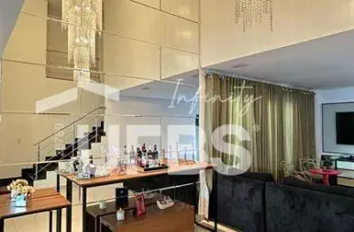 Sobrado jardins madri 4 suites, piscina, churrasqueira a carvao, 4 vagas de garagem 228m2 de construção