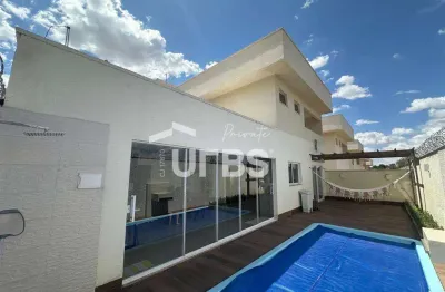 Ilha Bela Residencial - Casa de Condomínio 4 quartos, sendo 4 suítes